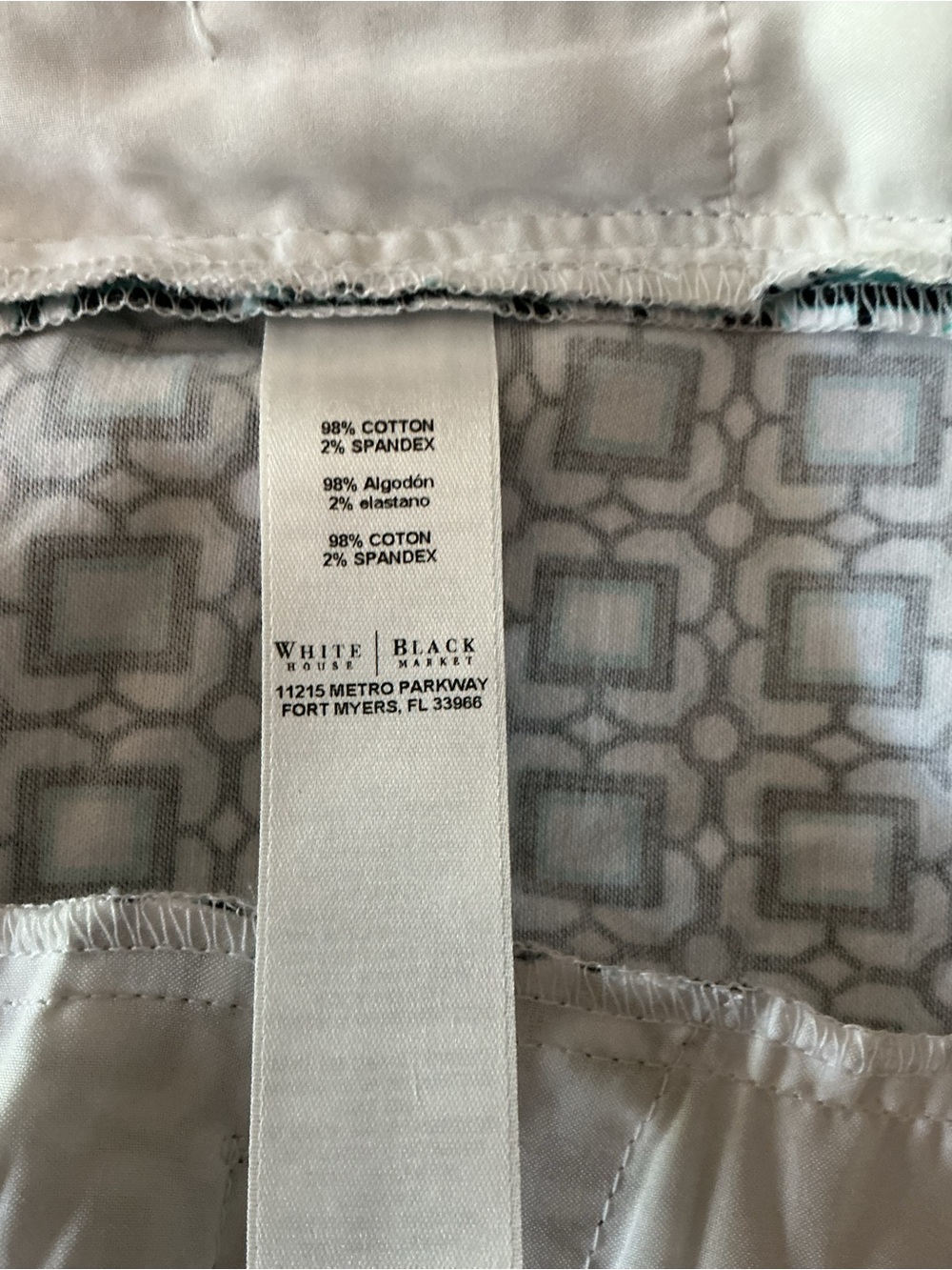 NWT - White House Black Market Black, Aqua & White Geometric Print Shorts - Picture 8 of 9